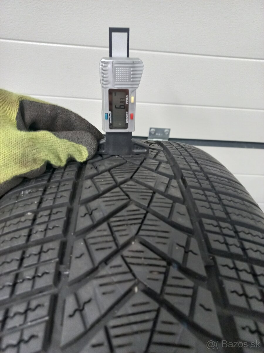 BMW iX i20 zimní 20 Styling 1002 Goodyear 235 60 7mm