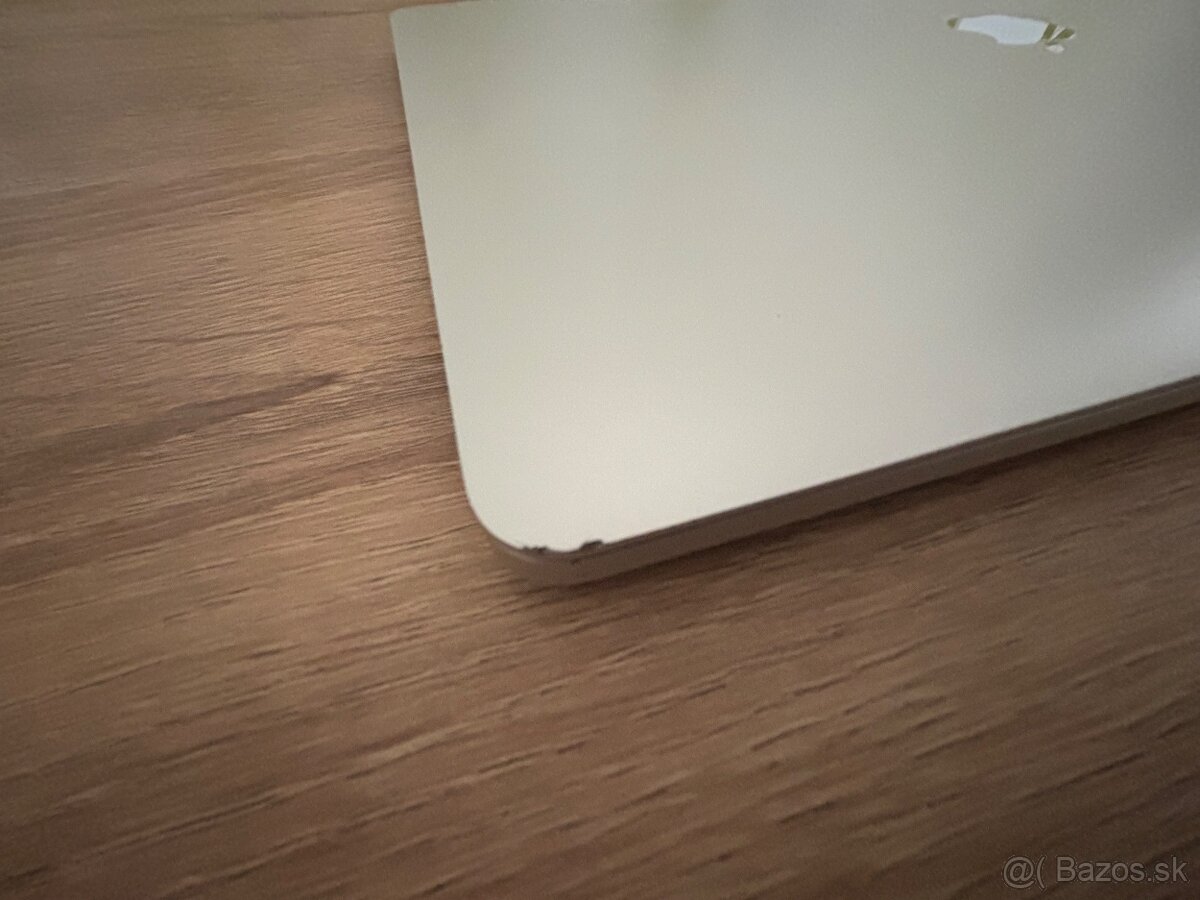 Apple MacBook Pro 15,4" 2018 - 5