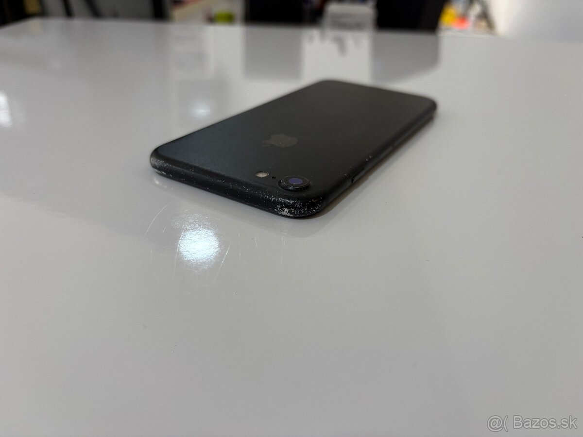 iPhone 7 32GB Black - 5