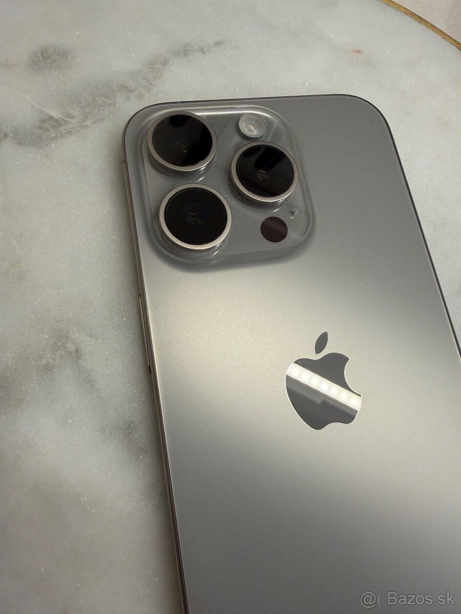 Predám iPhone 15 Pro Natural Titanium, 128 GB + kryt apple - 5