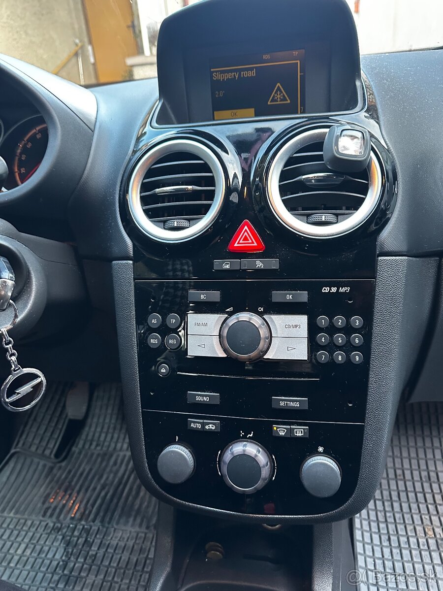 Opel corsa 1.4, 2007 - 5