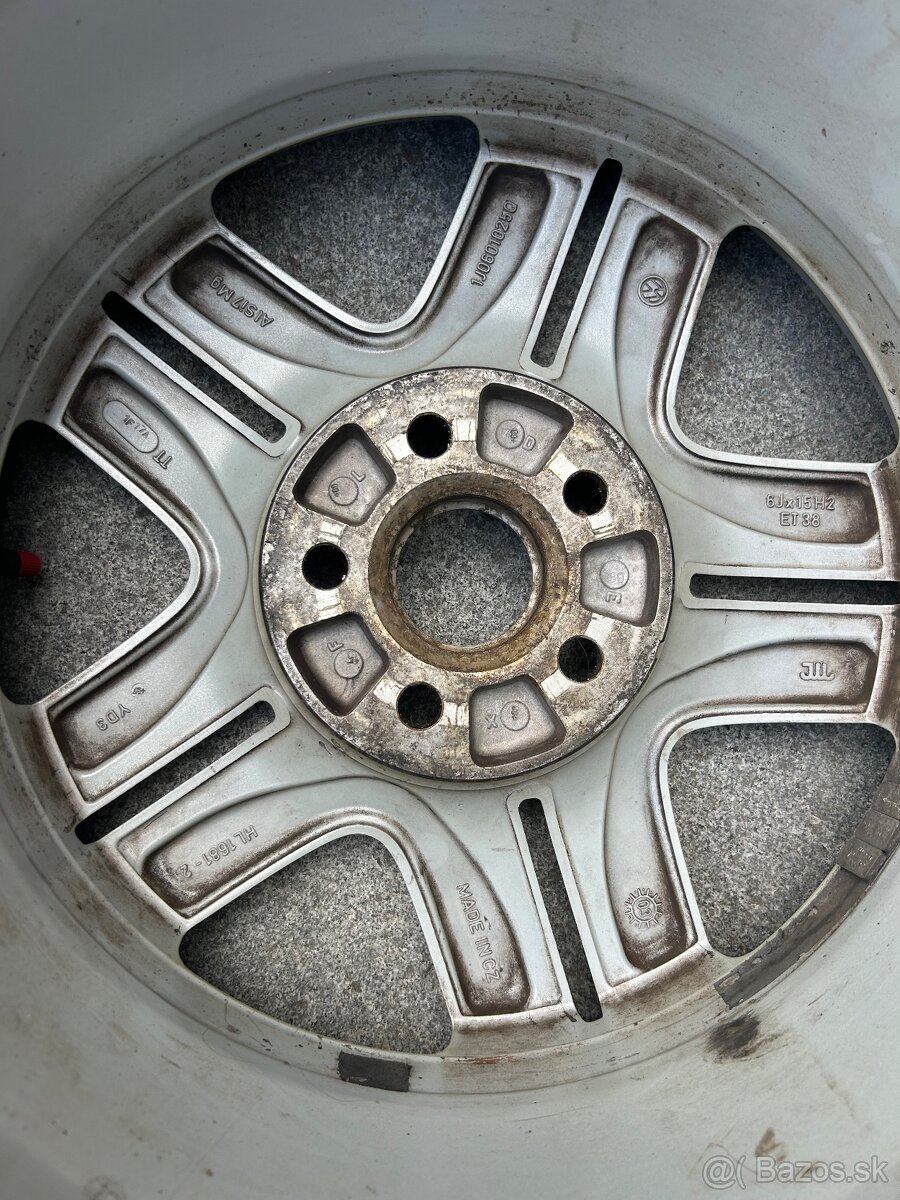 Alu sada 15” Avus originál VW Golf/Polo - 5