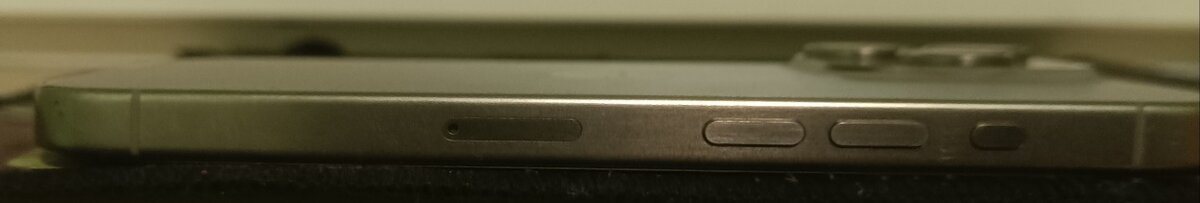 iPhone 15 pro 256gb - 5