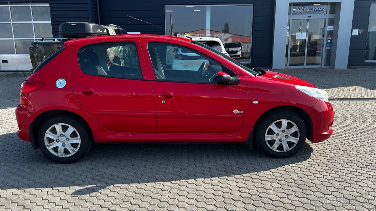 Peugeot 206 1.4i Pohoda - 5