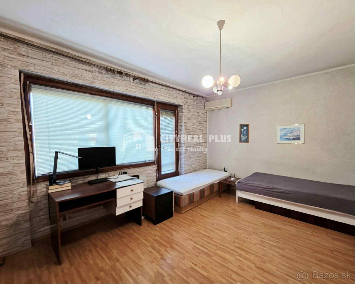 Na predaj dvojposchodový rodinný dom v meste Nové Zámky - 5