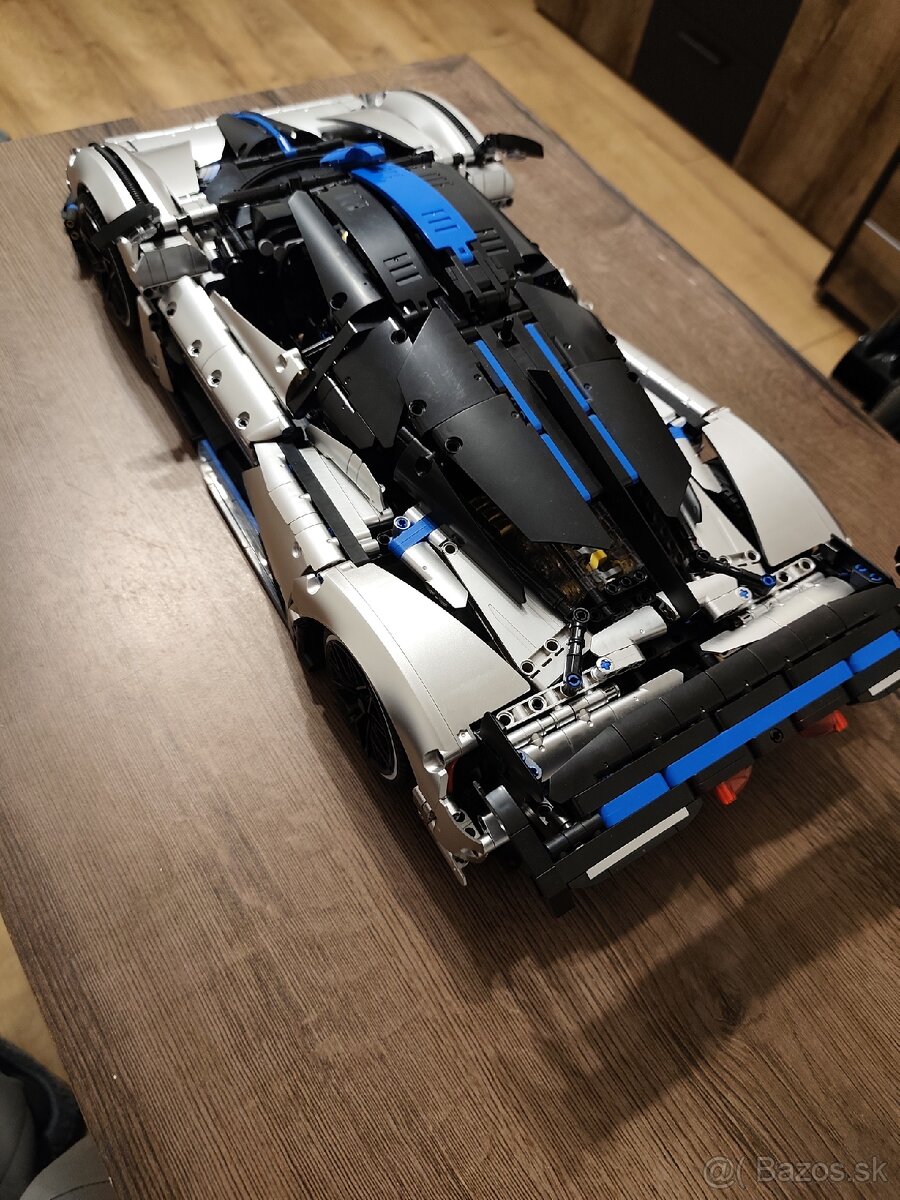 LEGO auto 1:8 - 5