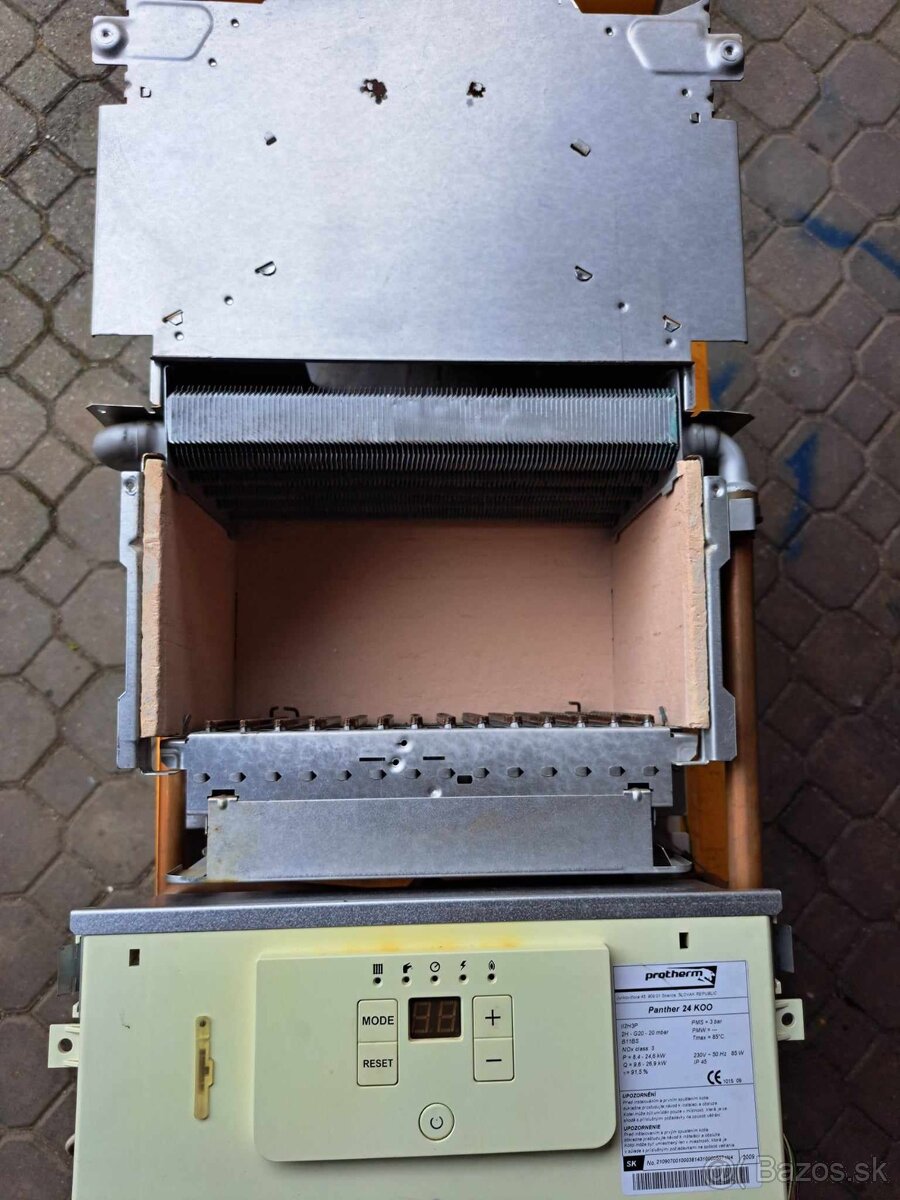 Predám plynový kotol Protherm Panther 24 KOO v.18 - 5