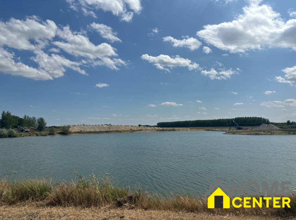 PREDAJ : Stavebné pozemky pri termálnom kúpalisku Nesvady - 5