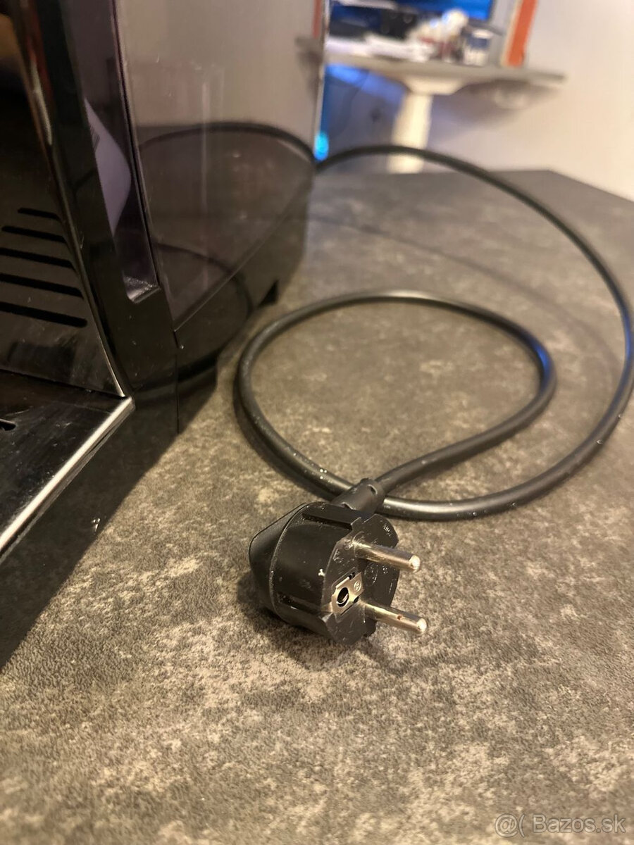 DeLonghi Ecam 13.12X. Black 3.r kavovar TOP stav - 5