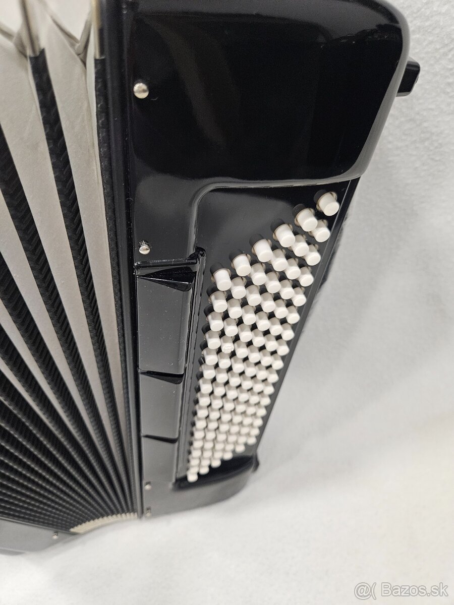 Chromaticky akordeon Weltmeister 96 basovy - 5