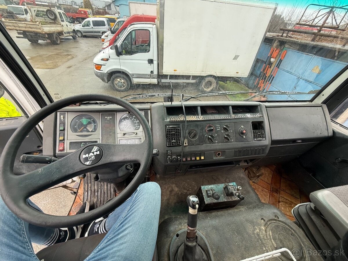 ZNIŽENÁ CENA nakladné vozidlo MAN 26.284 - 5