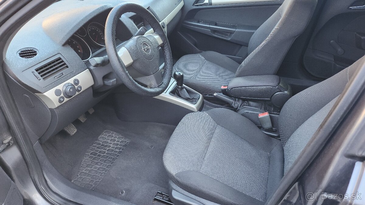 Opel Astra H 1.4 EcoTec (66 kW) - 5