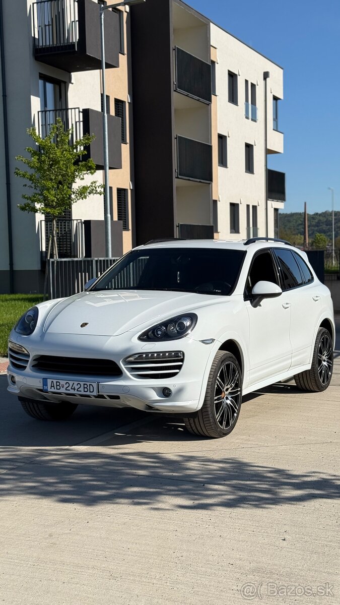 Porsche Cayenne 3.0 - 5