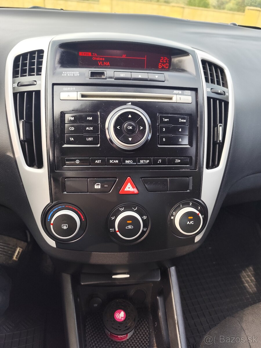 Kia ceed 2011 - 5