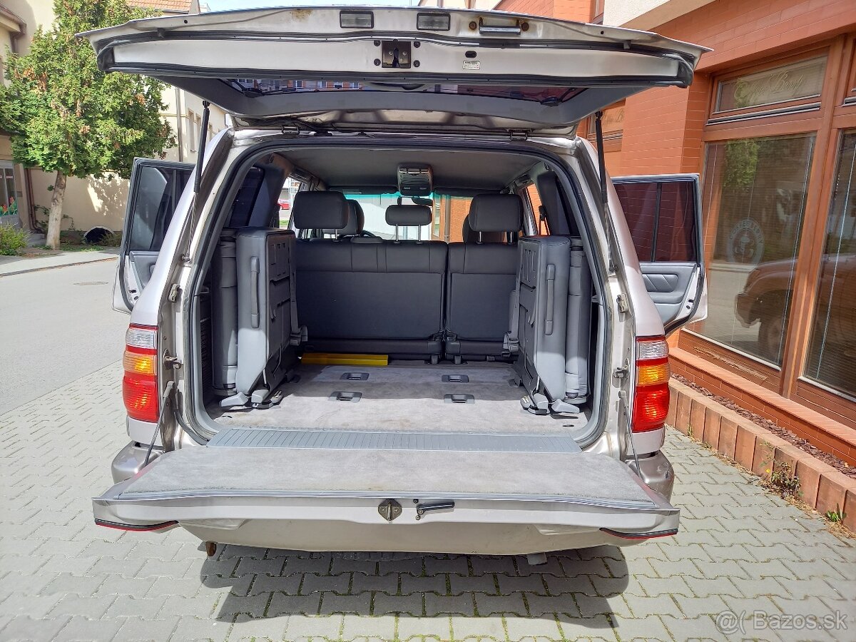 TOYOTA LANDCRUISER