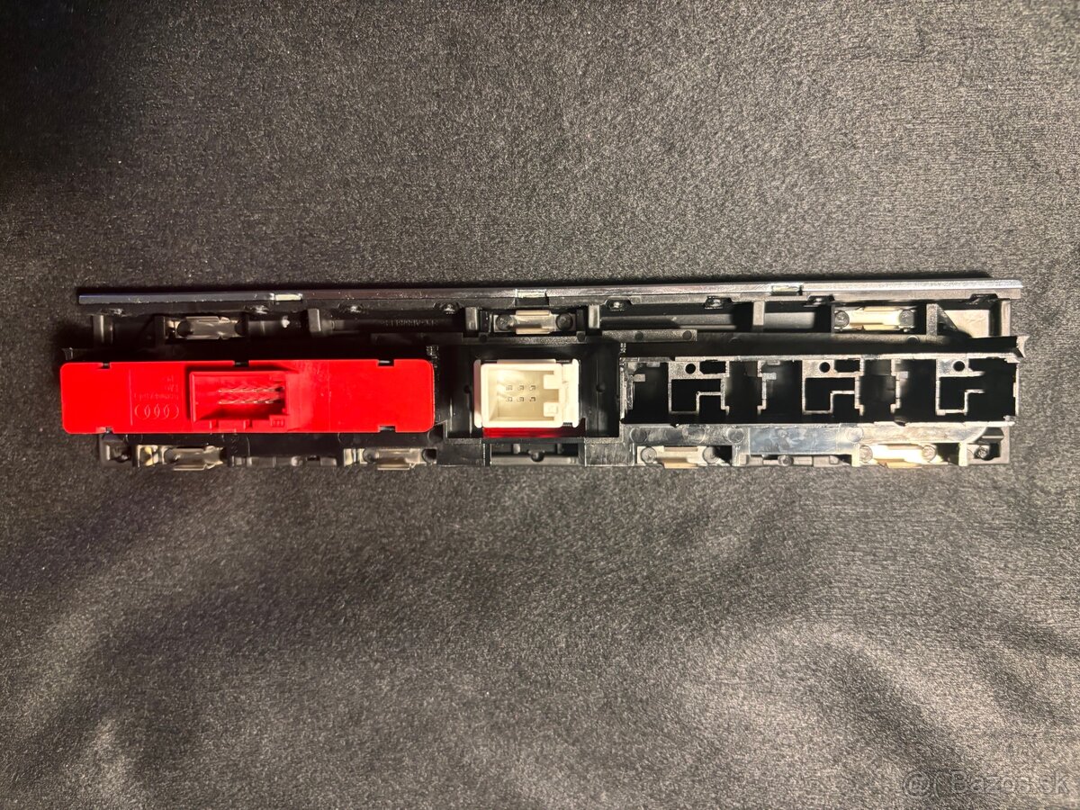 Tlacidlovy panel Audi A3 8p facelift - 5