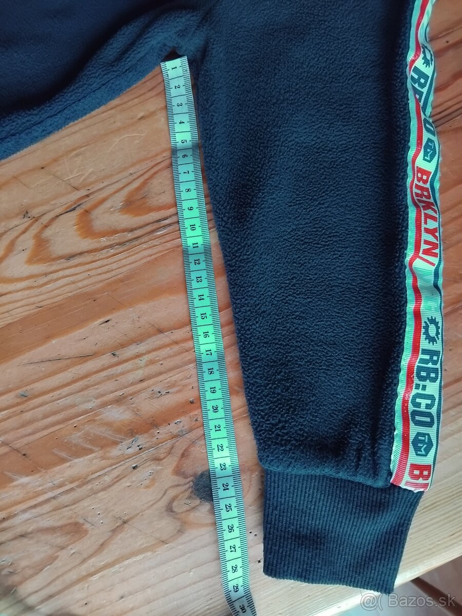 Mikina s kapucňou - 5