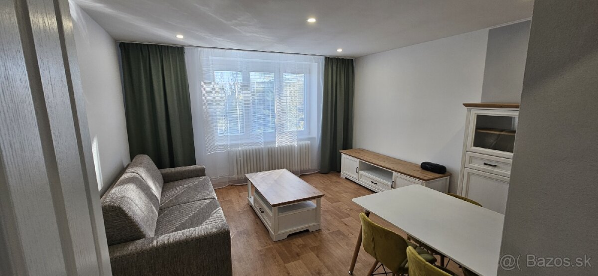 Vymenim 3i byt na Vajanskeho za 1i (PN), pripadne 2i. - 5