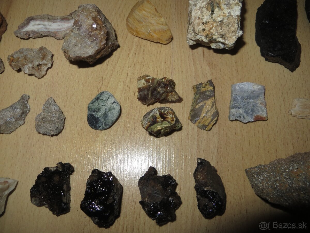 Rôzne minerály zo Slovenska - 5