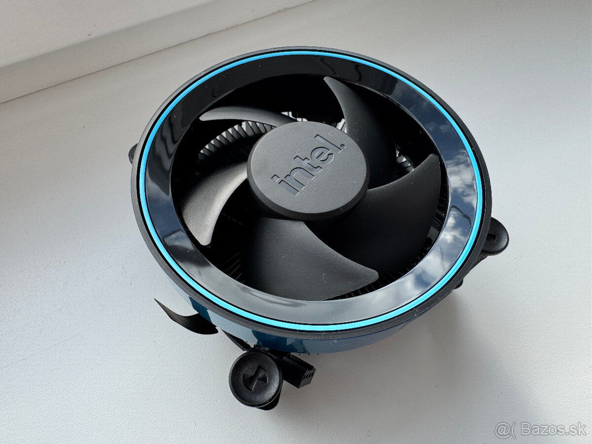 Nový chladič INTEL pre Socket 1851 - 5