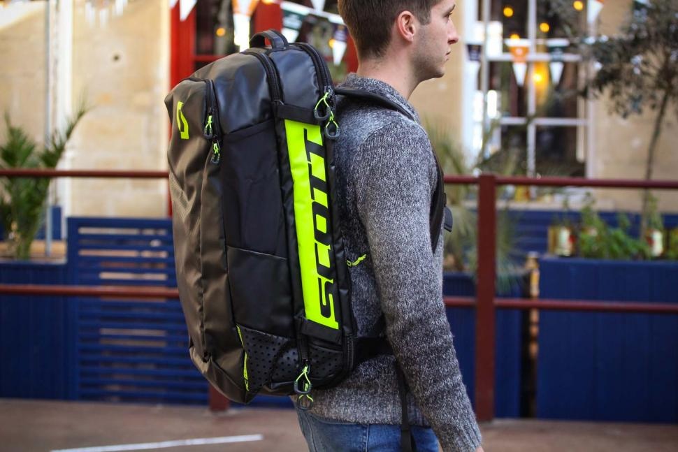 Cyklisticky batoh, Scott, Raceday 60 - 5