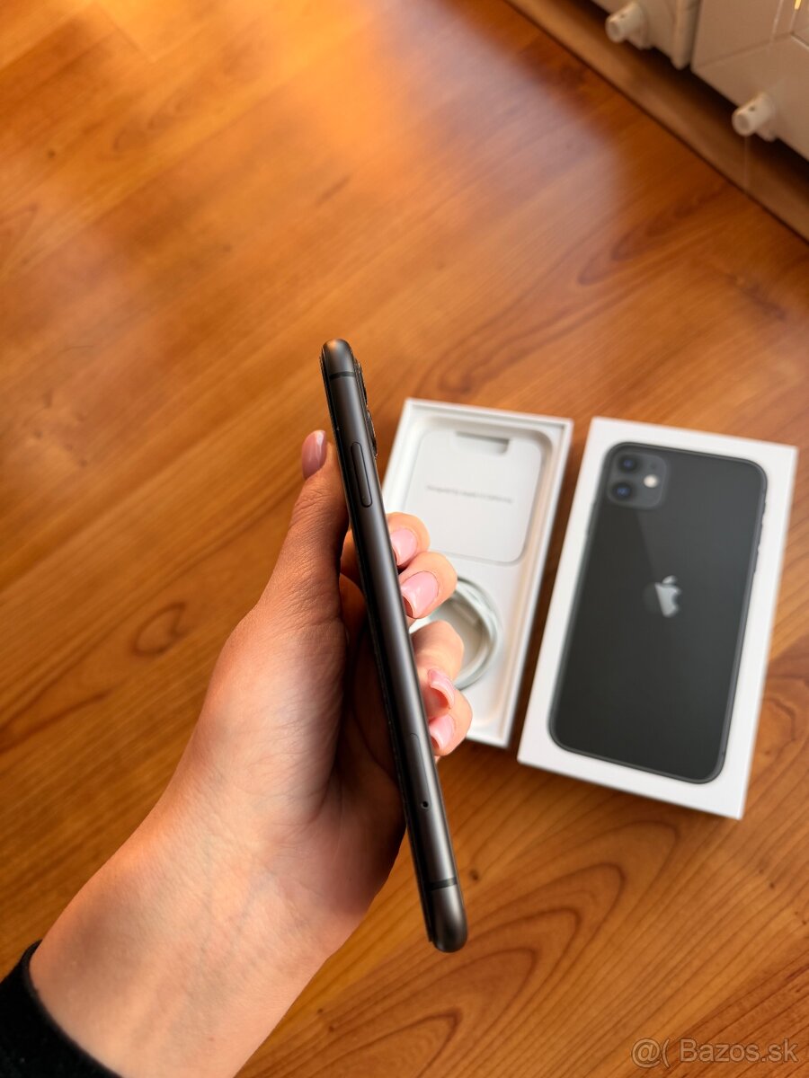 iPhone 11, 64gb TOP STAV - 5