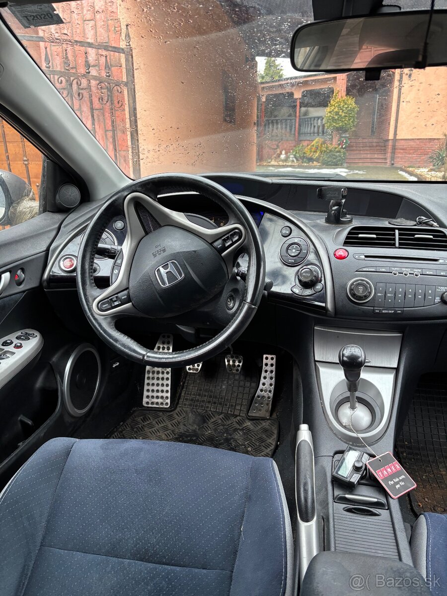Honda civic 1,8i-VTEC, 2007 - 5