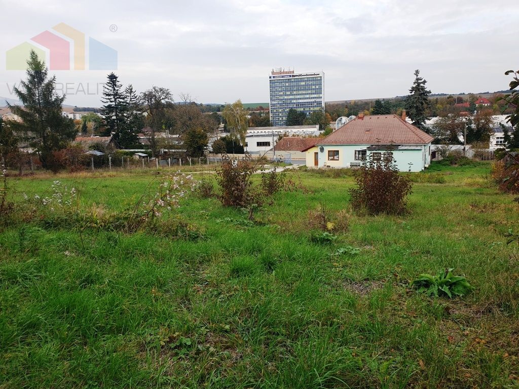 Na predaj investičný projekt pripravený pre výstavbu rodi - 5