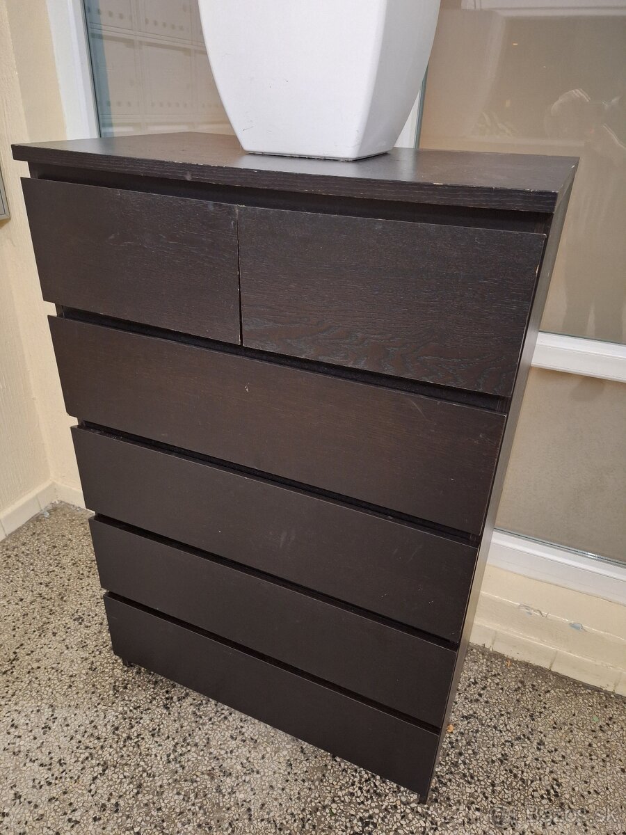 Dyhovana cierna suflikova komoda IKEA - 5