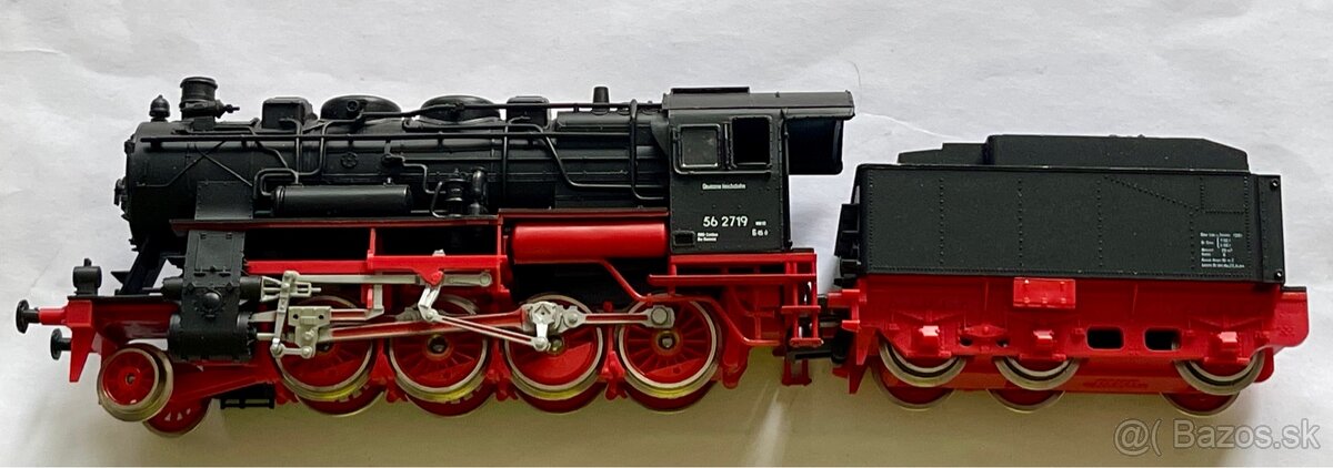 Lokomotíva model BR56 s hnacím tendrom veľkosť H0 - 5