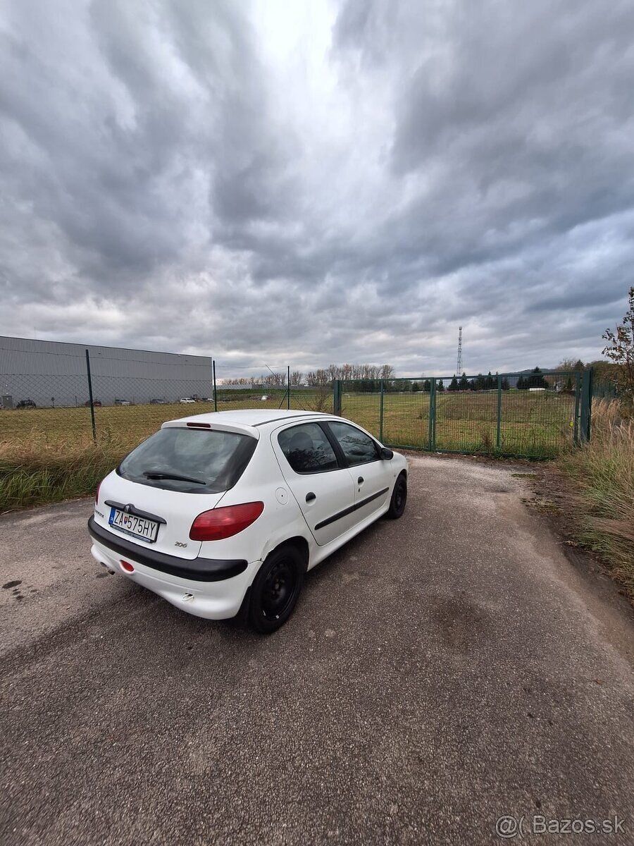 Peugeot 206 1.4 55KW rv.2005 - 5