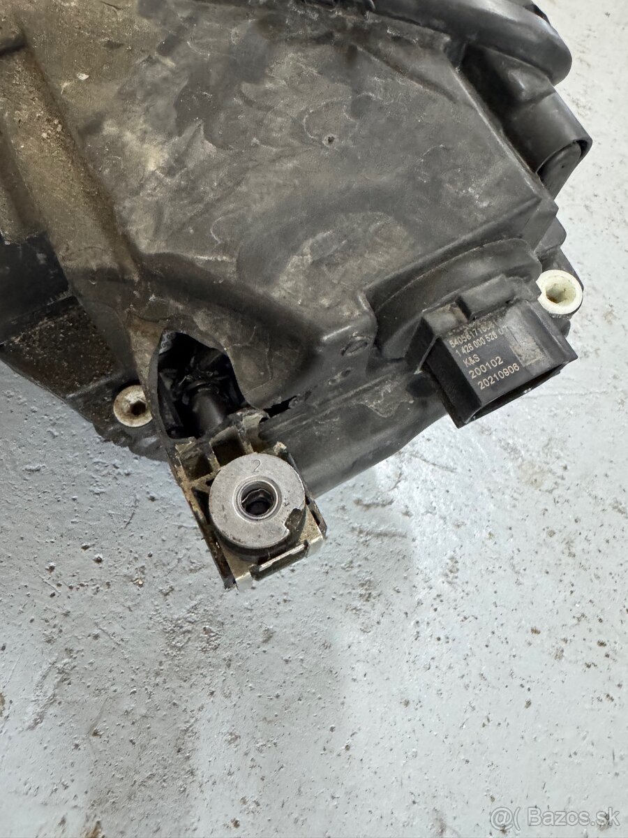 Full led svetlo audi a4 b9 2022 - 5