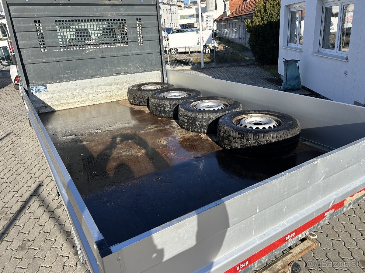 Volkswagen Crafter 2.5TDI 7 míst - 5