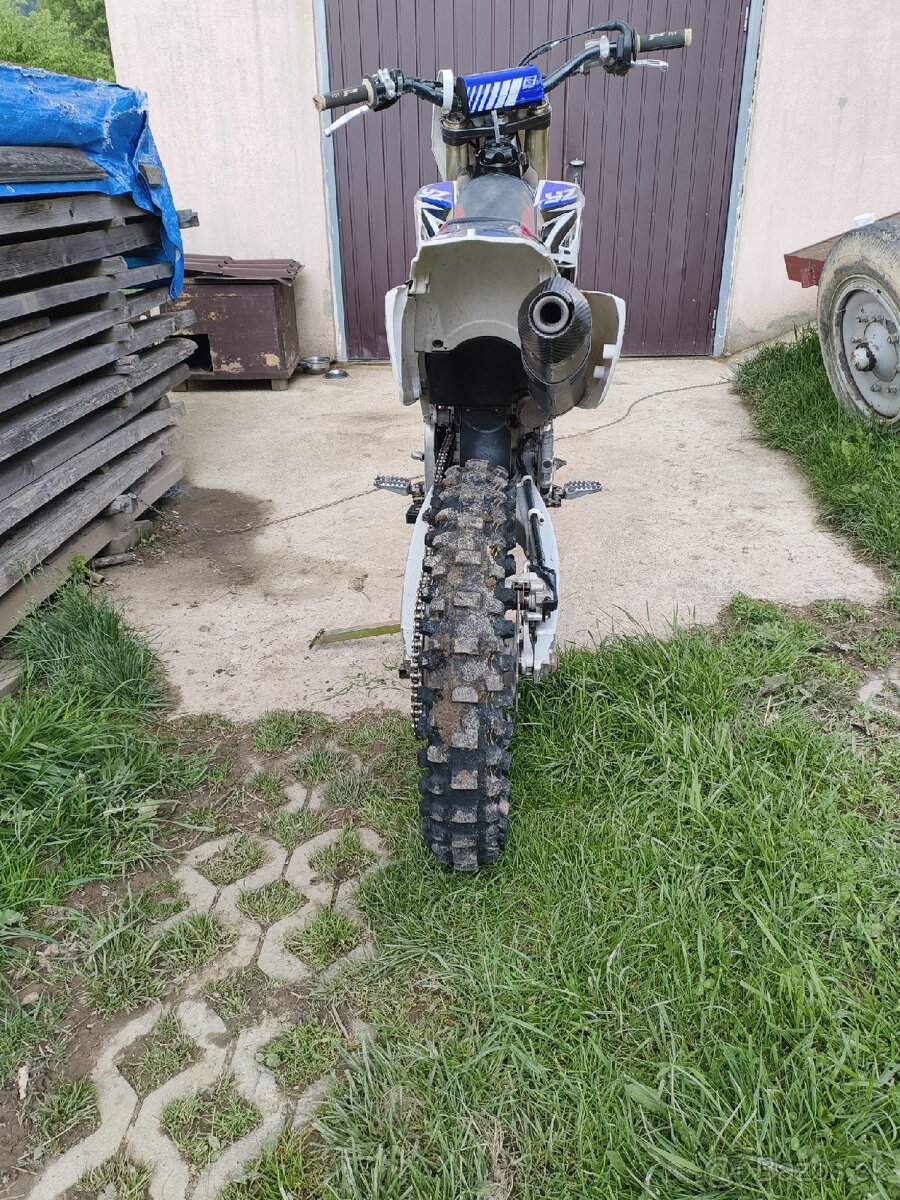 Yamaha yzf 250