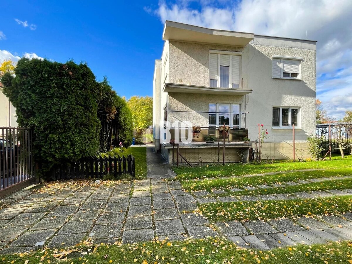 CENTRUM NITRY -3 izbový byt s vlastnou záhradou a garážou - 5