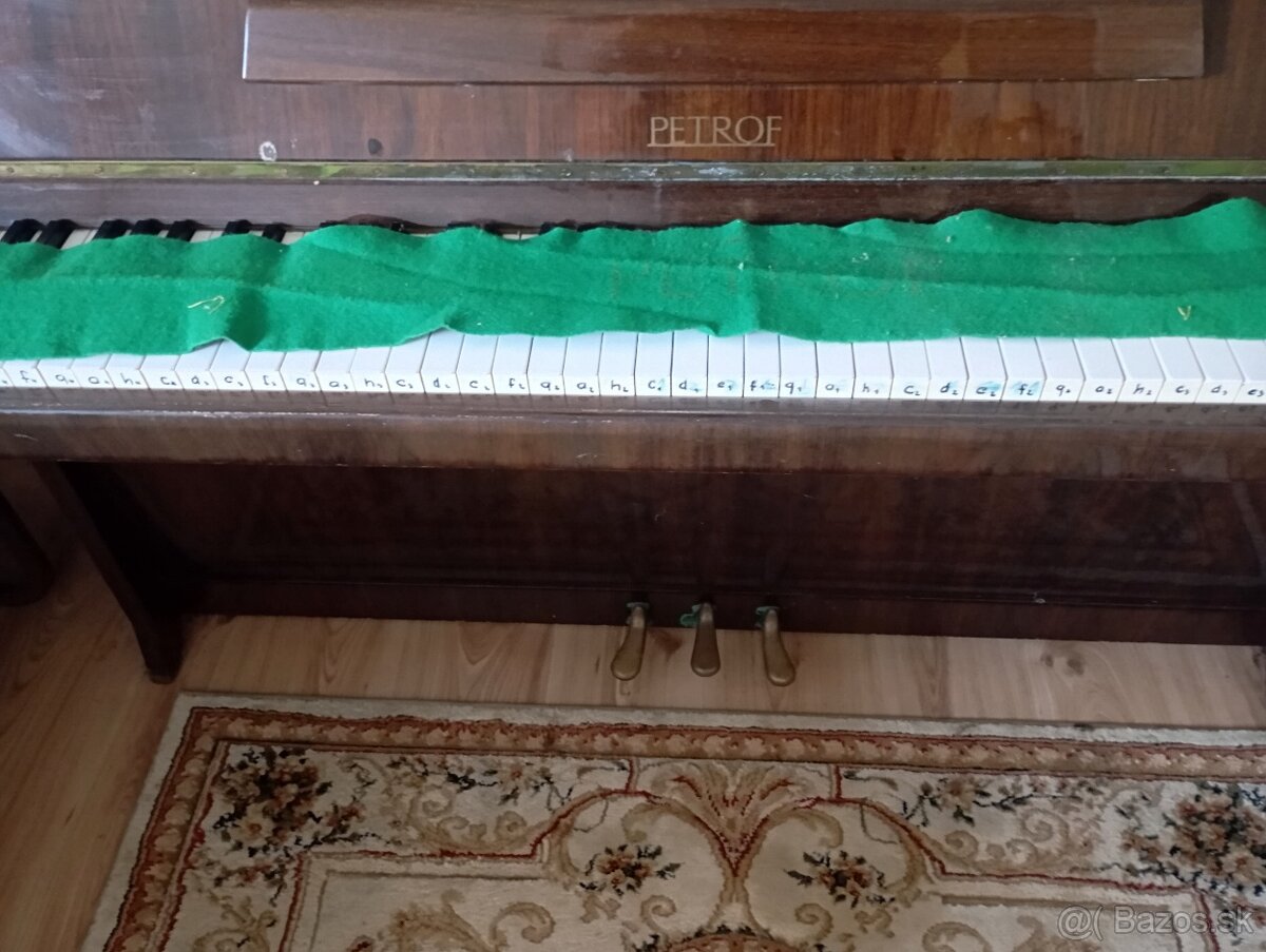 Klavír petrof - 5