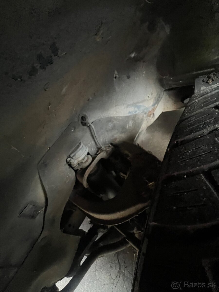 Mitsubishi Pajero 2.5TD - 5