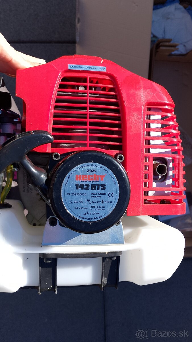 Krovinorez HECHT 142BTS - 5