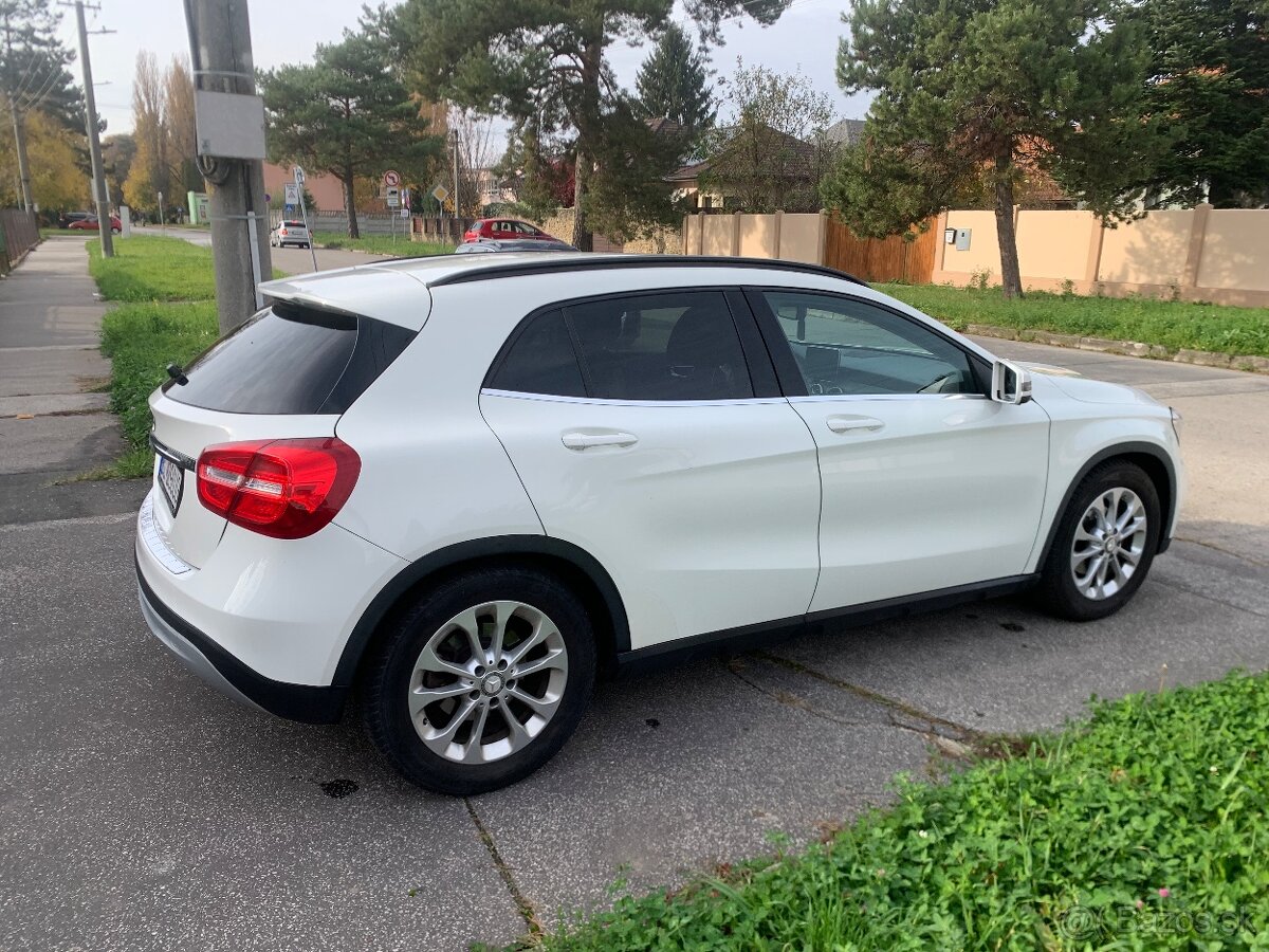 Mercedes GLA 200d - 5