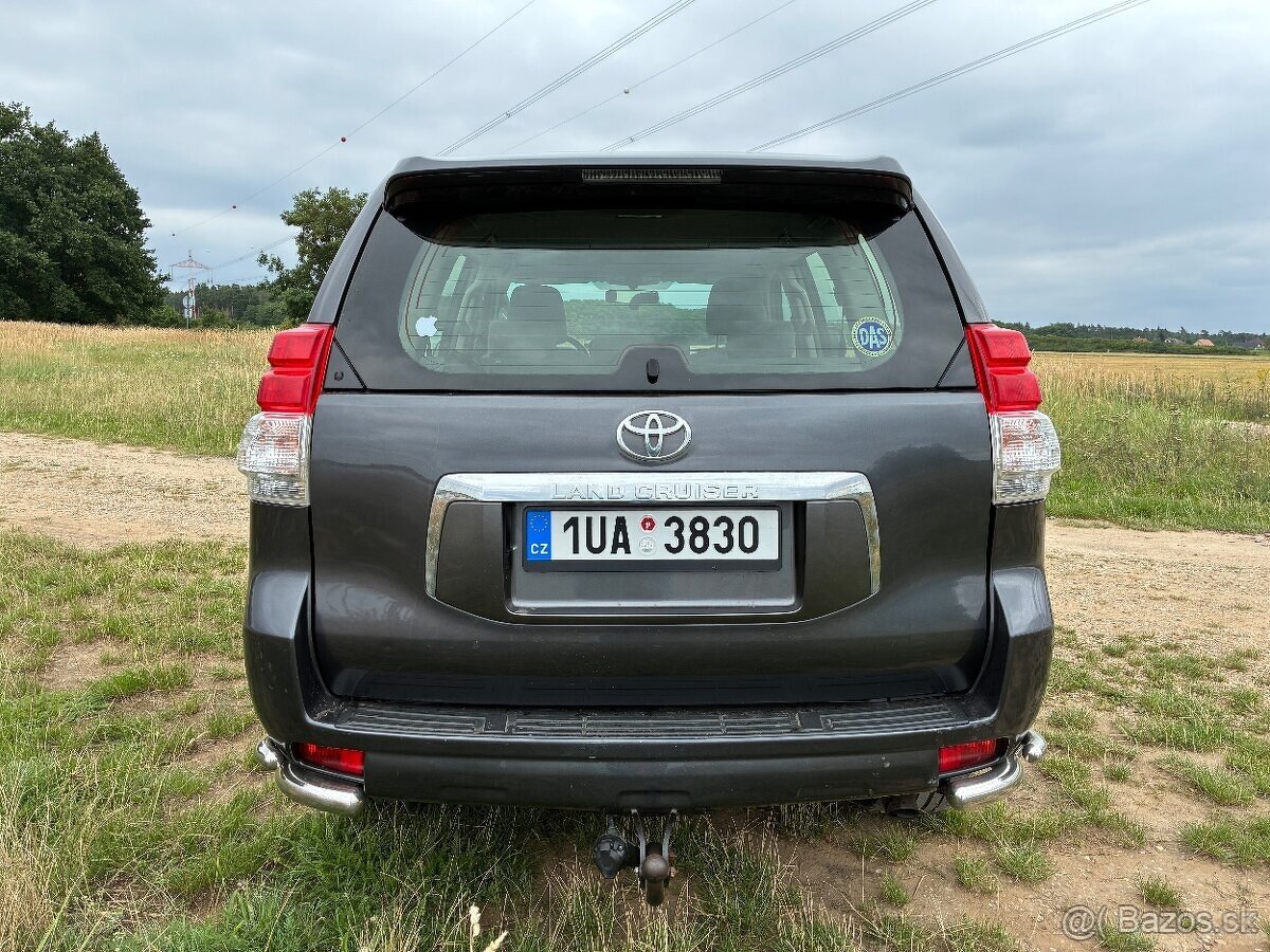 Toyota Land Cruiser Prado 150,Manual,241.000 najeto,TOP stav