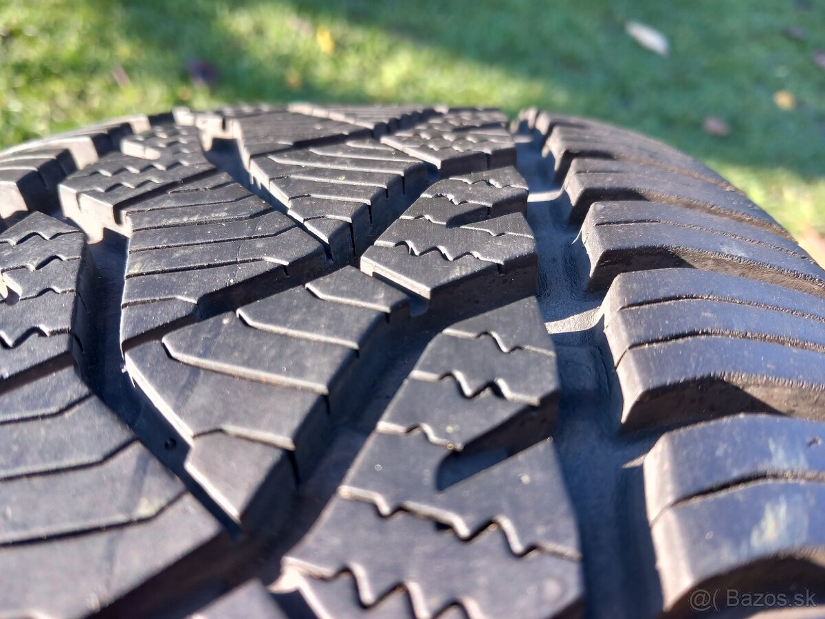 205/55 r16 celoročné pneumatiky - 5