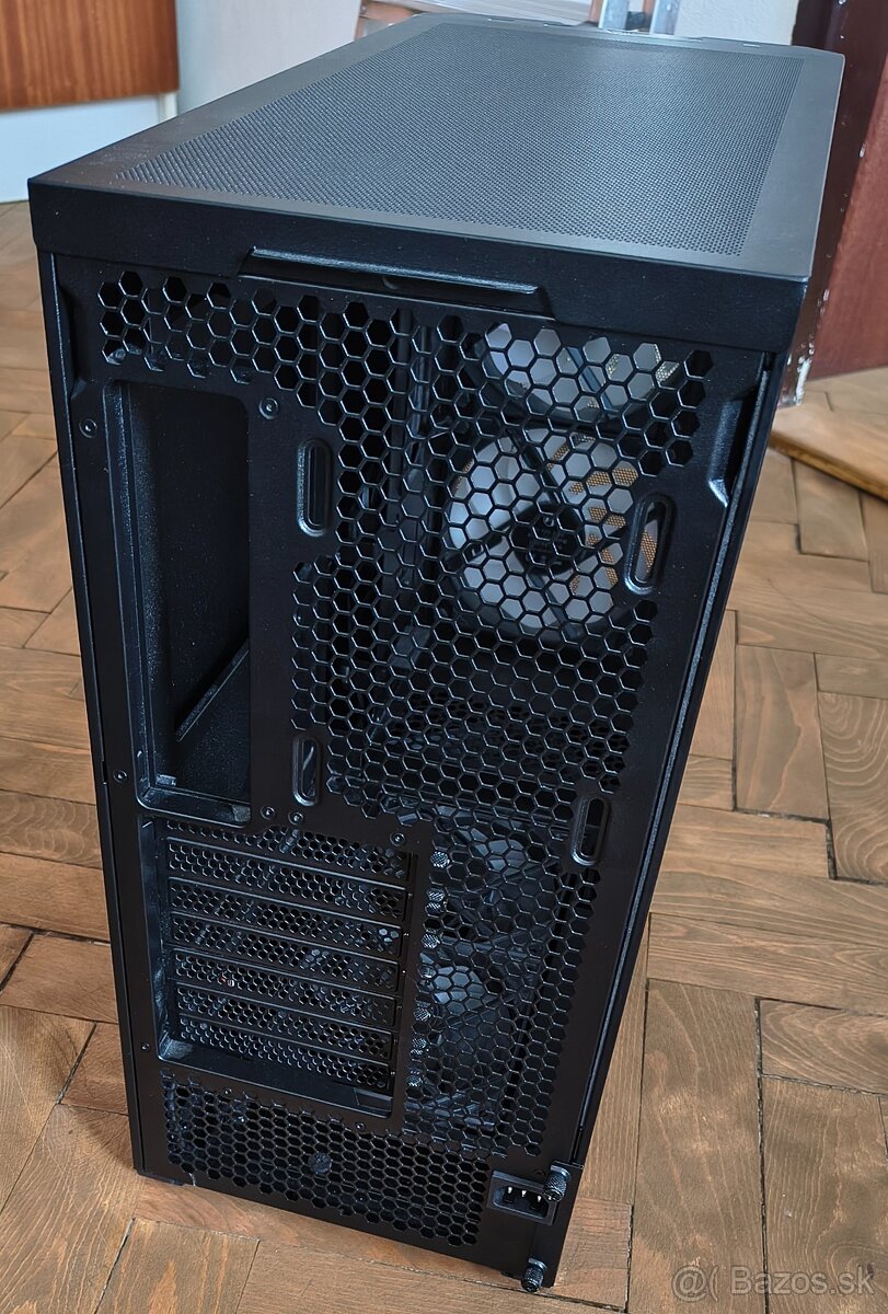 Lian Li LANCOOL 207 - 5