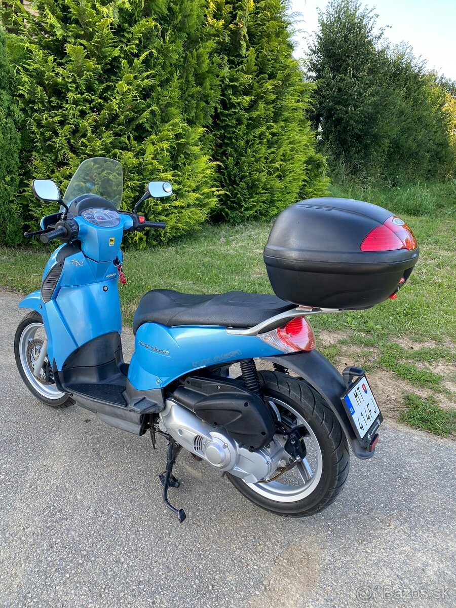 Aprilia Scarabeo 200 - 5