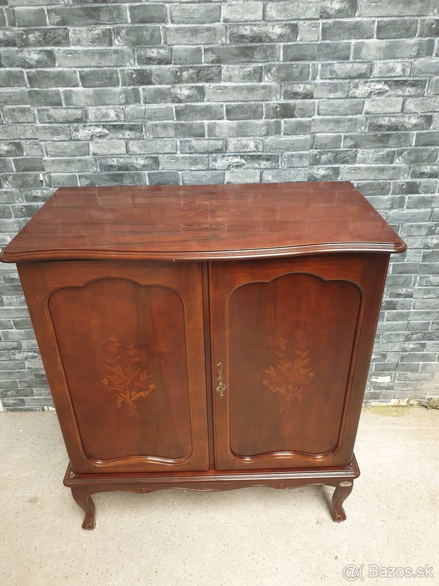 Taliansky nabytok - 5