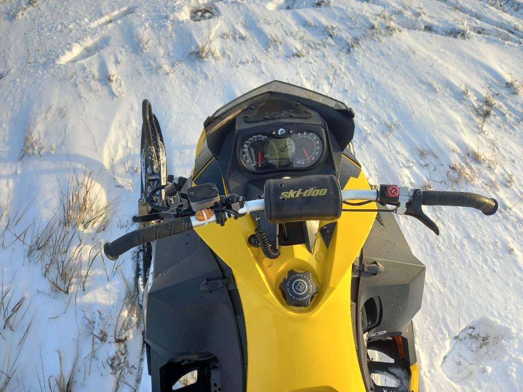 Ski-Doo 600 r.v. 2012 - 5