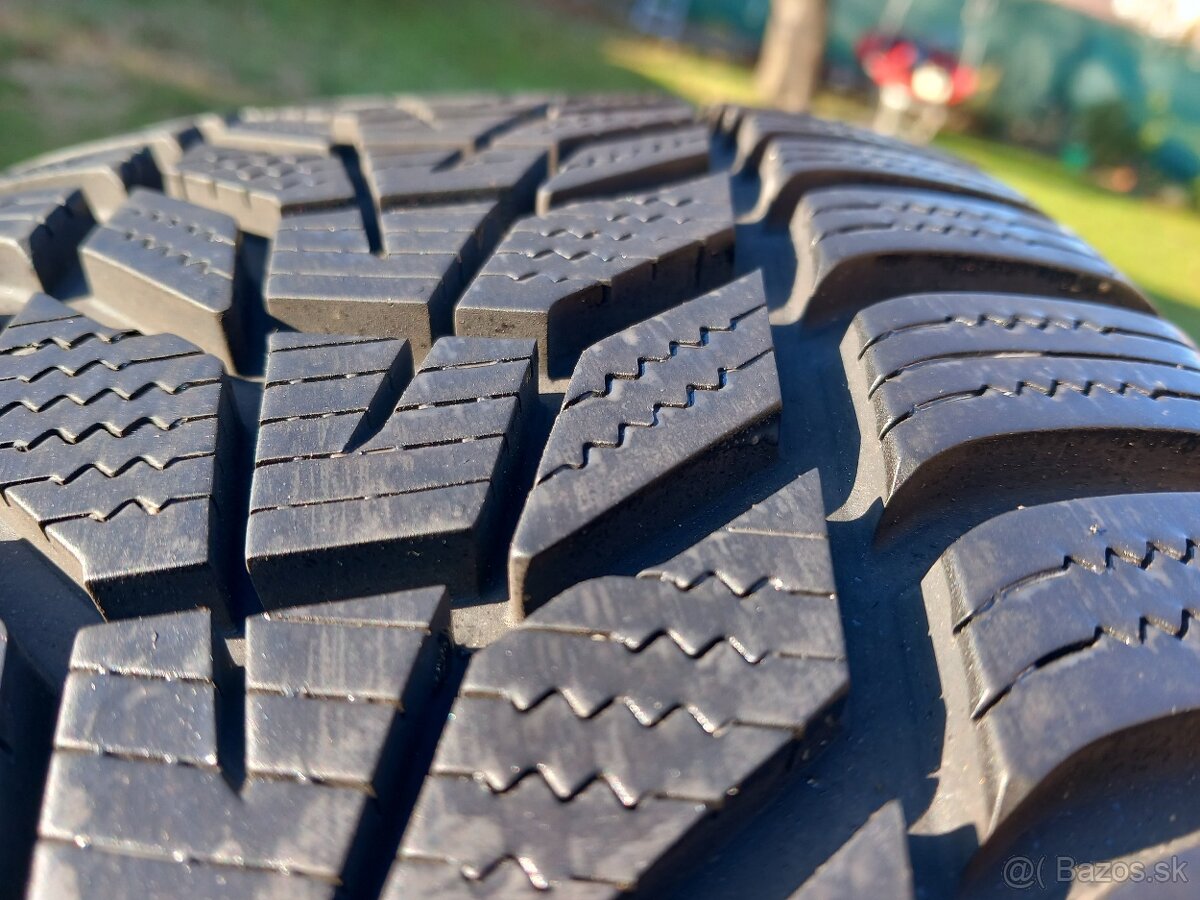205/55 r19 zimne pneu hankook - 5