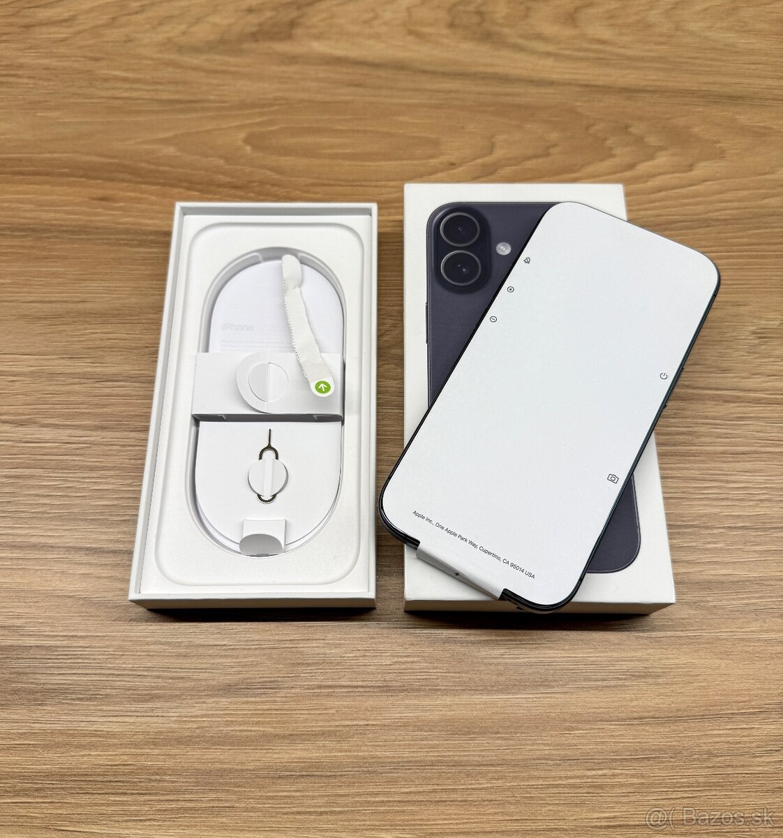 Apple iPhone 17 256GB, Black - 5