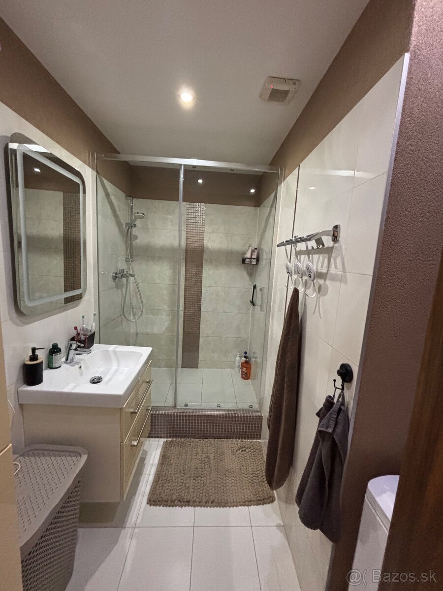 Veľkometrážny 2izbový byt Chrenová - 5