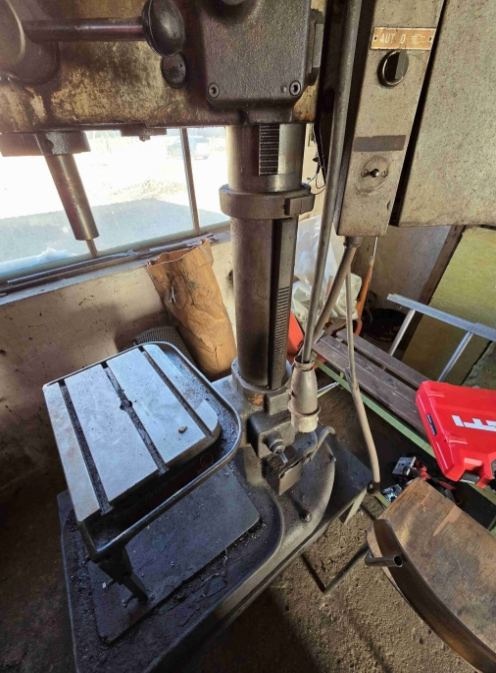 Použitá vrtačka VS 32 B, r. v. 1988 - 5
