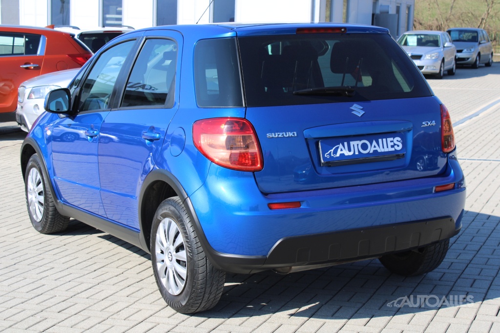 Suzuki SX4 1,5 i 73 kW - 5